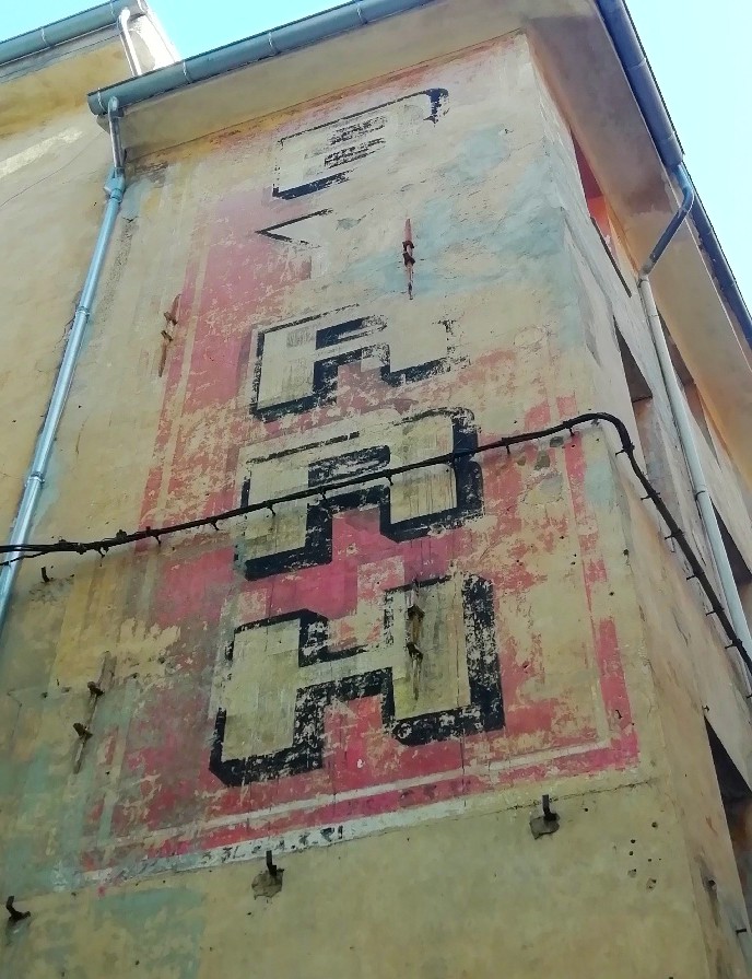 Byrrh, Aix-en-Provence